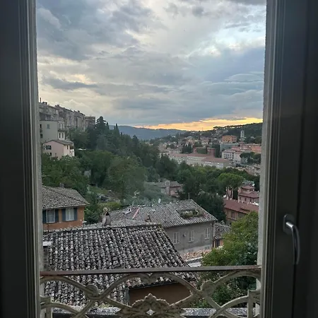La Perla Degli Oddi Historic House Perugia