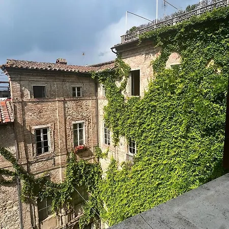 La Perla Degli Oddi Historic House Apartment *